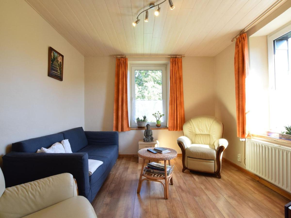 Cozy Holiday Home Near The Forest In Bovigny Gouvy Luaran gambar