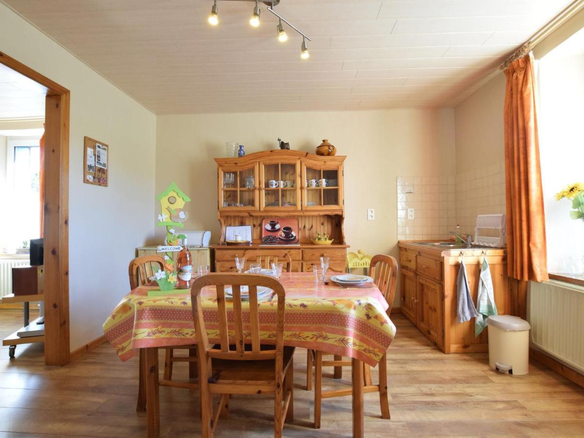 Cozy Holiday Home Near The Forest In Bovigny Gouvy Luaran gambar